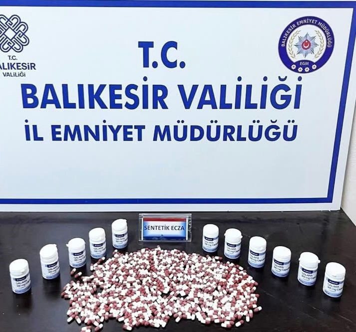 Erdek’te Uyuşturucu Baskınında Beş Kişi Gözaltına Alındı