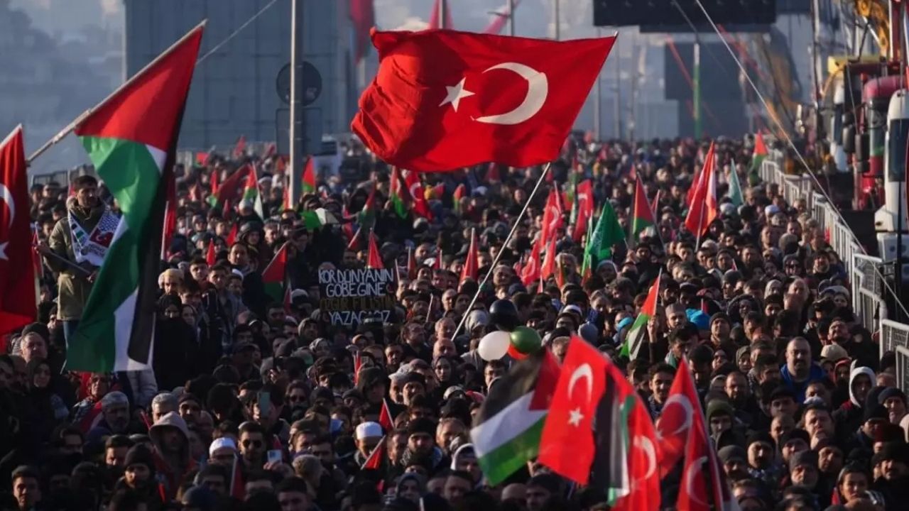 Türkiye yeni yıla Gazze için tek yürek başladı