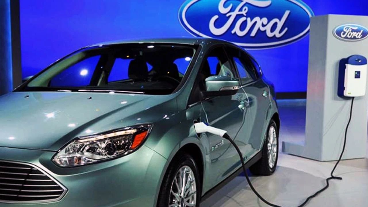 Ford’da elektrikli araç şoku: Strateji değişiyor, milyarlarca dolar zarar açıklandı