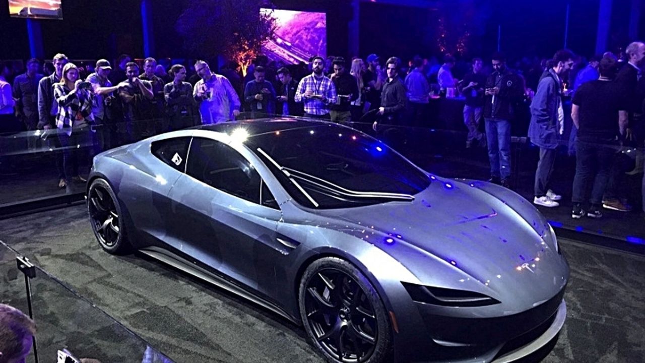 Tesla Roadster İçin 1 Ekim Heyecanı Başladı