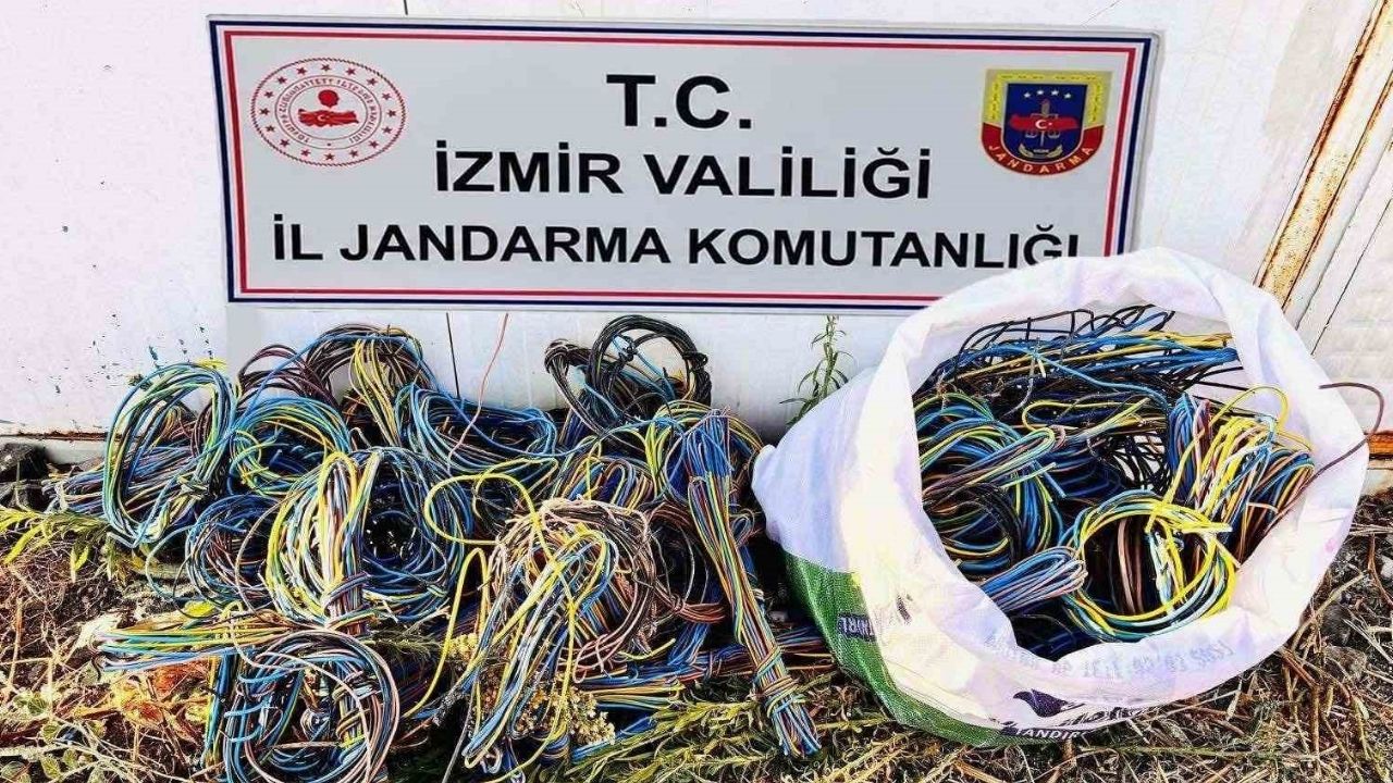 İzmir’de 700 Bin TL’lik Kablo Hırsızlığına Suçüstü