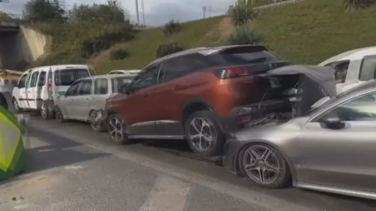 Esenler’de TEM Metris Bağlantı Yolu’nda 6 Araçlı Kaza