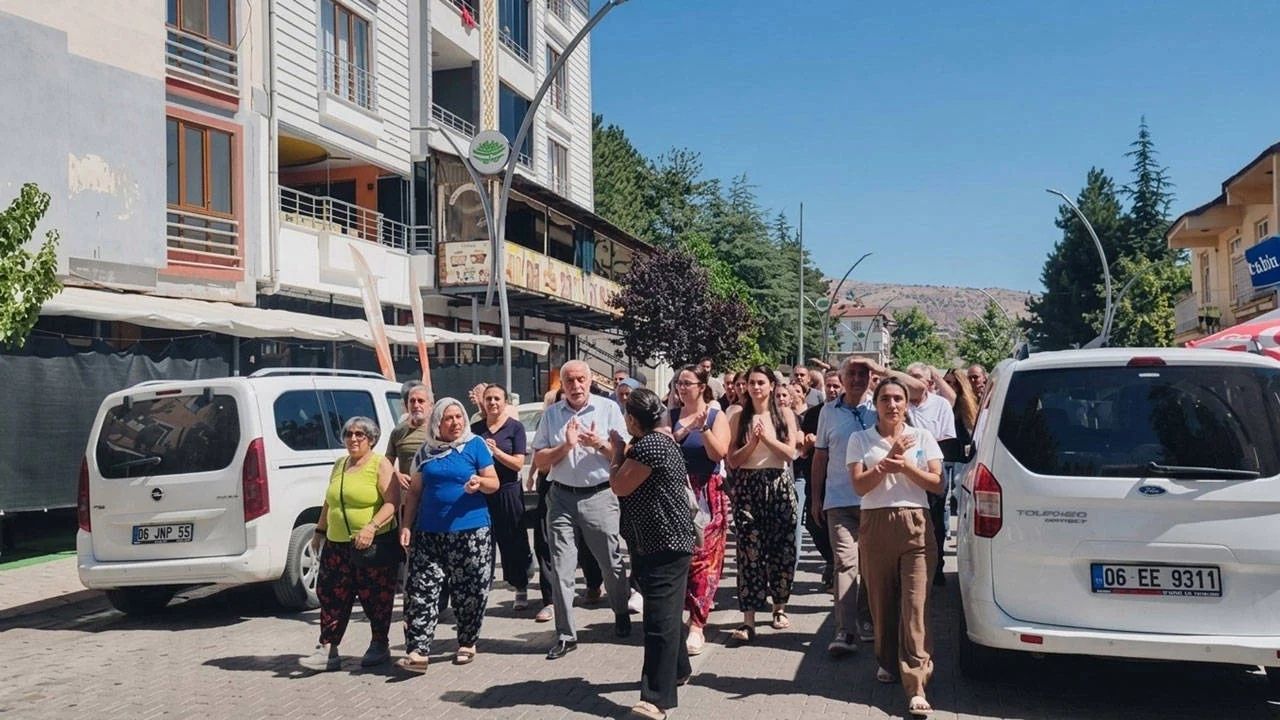 Hozat’ta Uyuşturucu İddiası Gündemindeyken Dilekçi’ye Saldırı