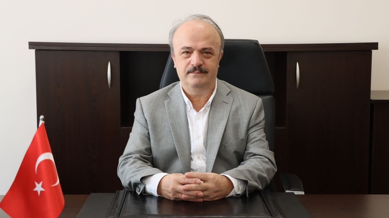 Prof. Dr. Mehmet Münir Dedeoğlu, Yazar Gazetesi’nde köşe yazarlığına başladı