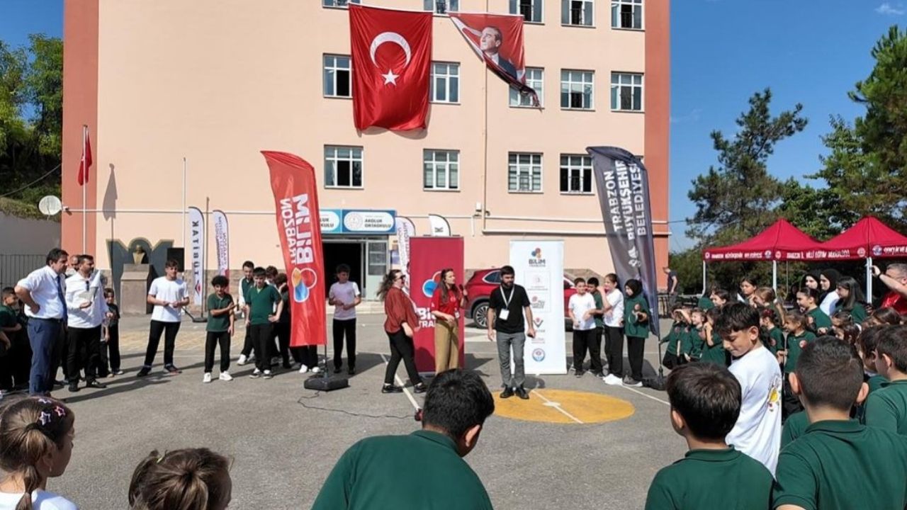 Trabzon’da Köy Okullarındaki Öğrenciler Bilimle Buluştu