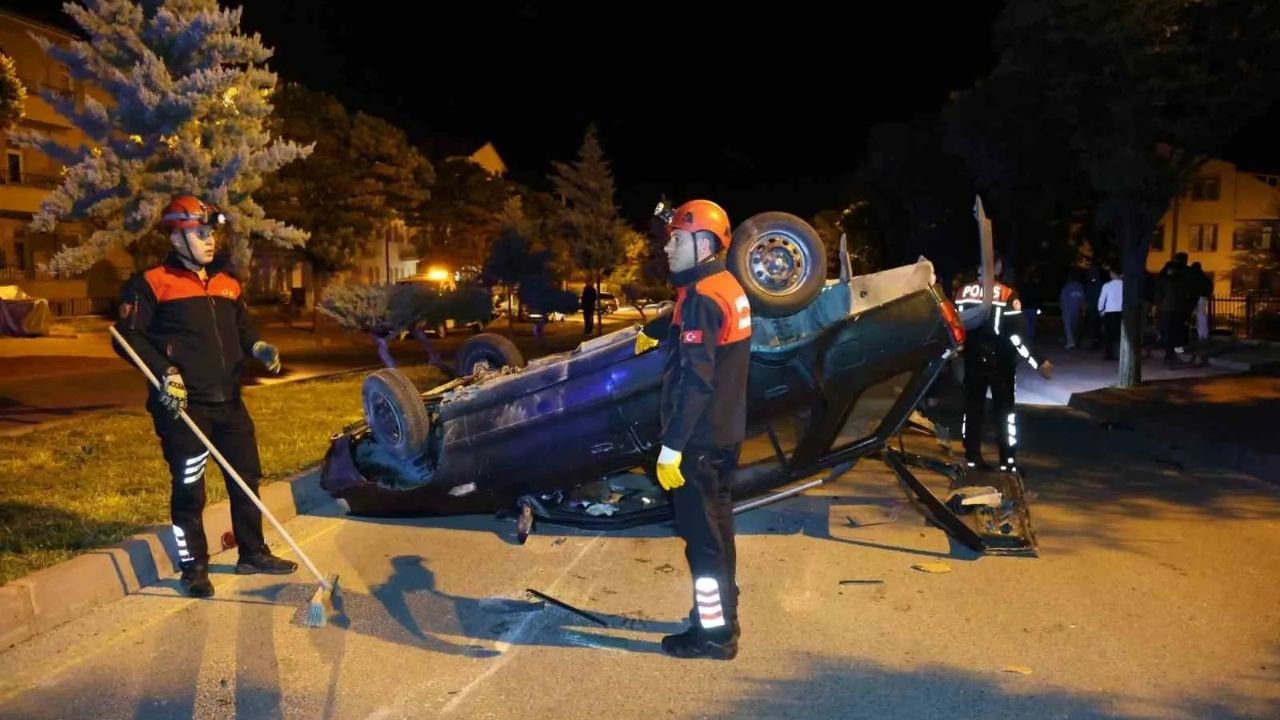 Ürgüp’te Otomobil Yarışı Kazaya Yol Açtı: 6 Kişi Yaralandı