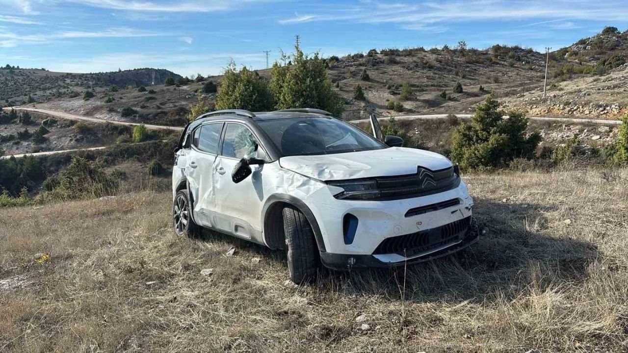 Bilecik'te Alkollü Sürücü Kaza Yaptı, Ehliyetine El Konuldu