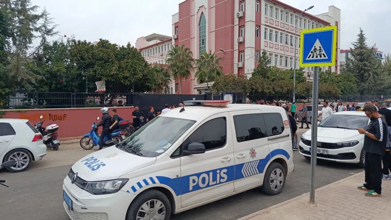 Adana’da okulda bıçaklı saldırı: 6. sınıf öğrencisi yaralandı