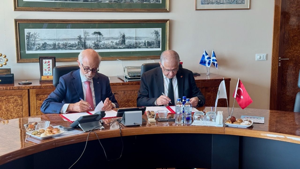 Türkiye’de ilk ilaç üretim teknikerliği programı Kocaeli’de açıldı