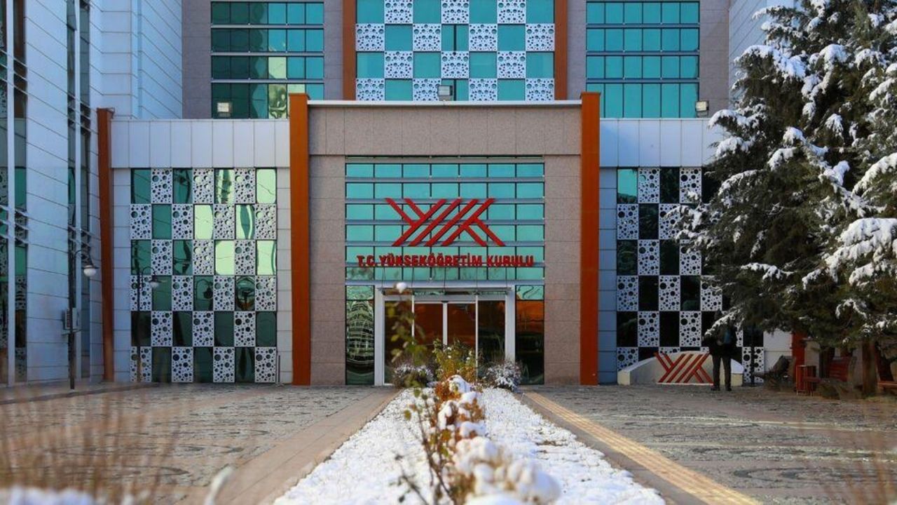 YÖK’ten Öğrenci Affı Kapsamında Yatay Geçişlere Yeni Düzenleme