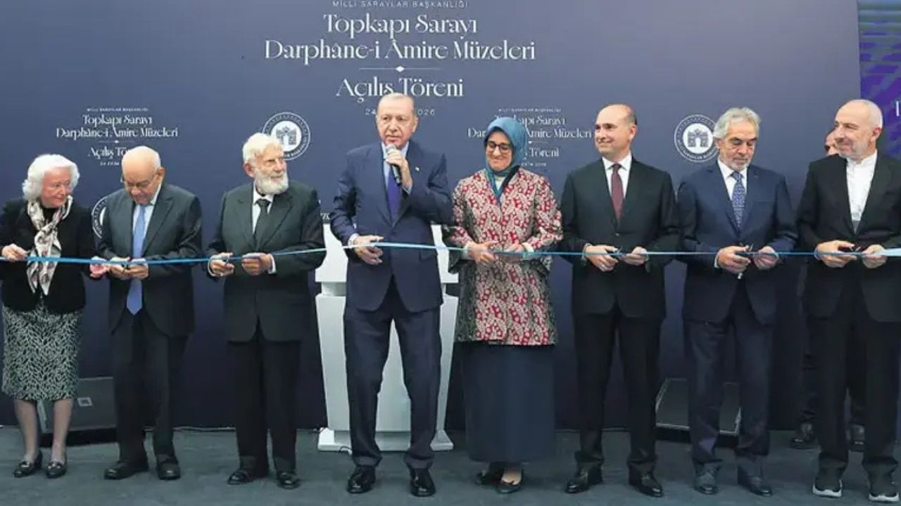 Erdoğan’dan Batılılaşma Eleştirisi: “Kimliksizleştirme Siyaseti Yaptılar”