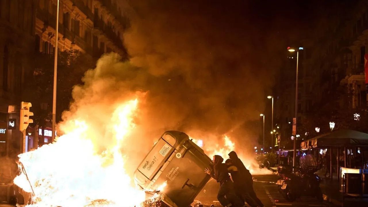 İspanya’da Sokak Şiddeti Bilbao’ya Sıçradı: 20’den Fazla Gözaltı