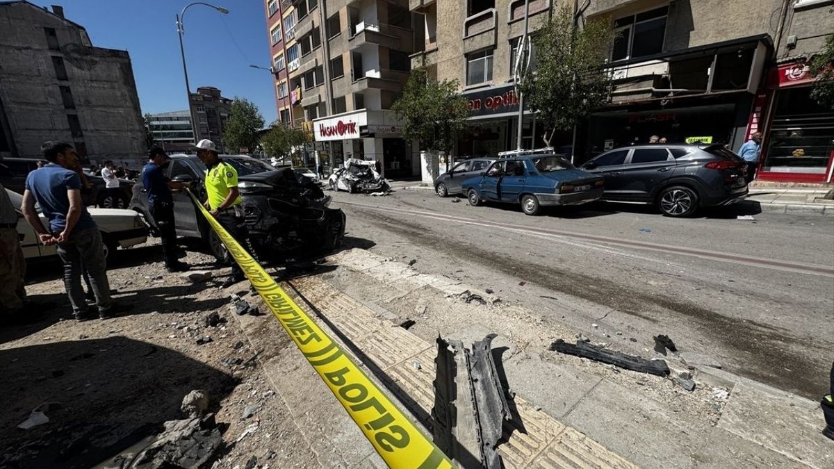 Elazığ’da Freni Patlayan Kamyon Zincirleme Kazaya Neden Oldu: 5 Yaralı