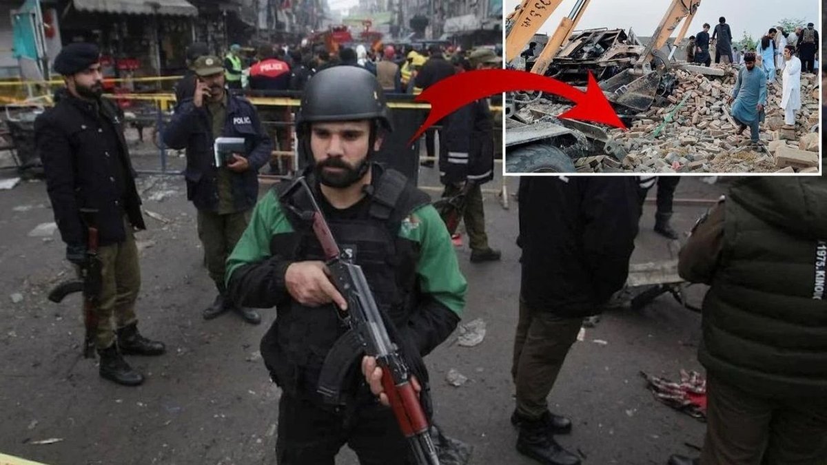 Pakistan’da Polis Noktasına Kanlı Saldırı: 12 Ölü, Acil Durum İlanı