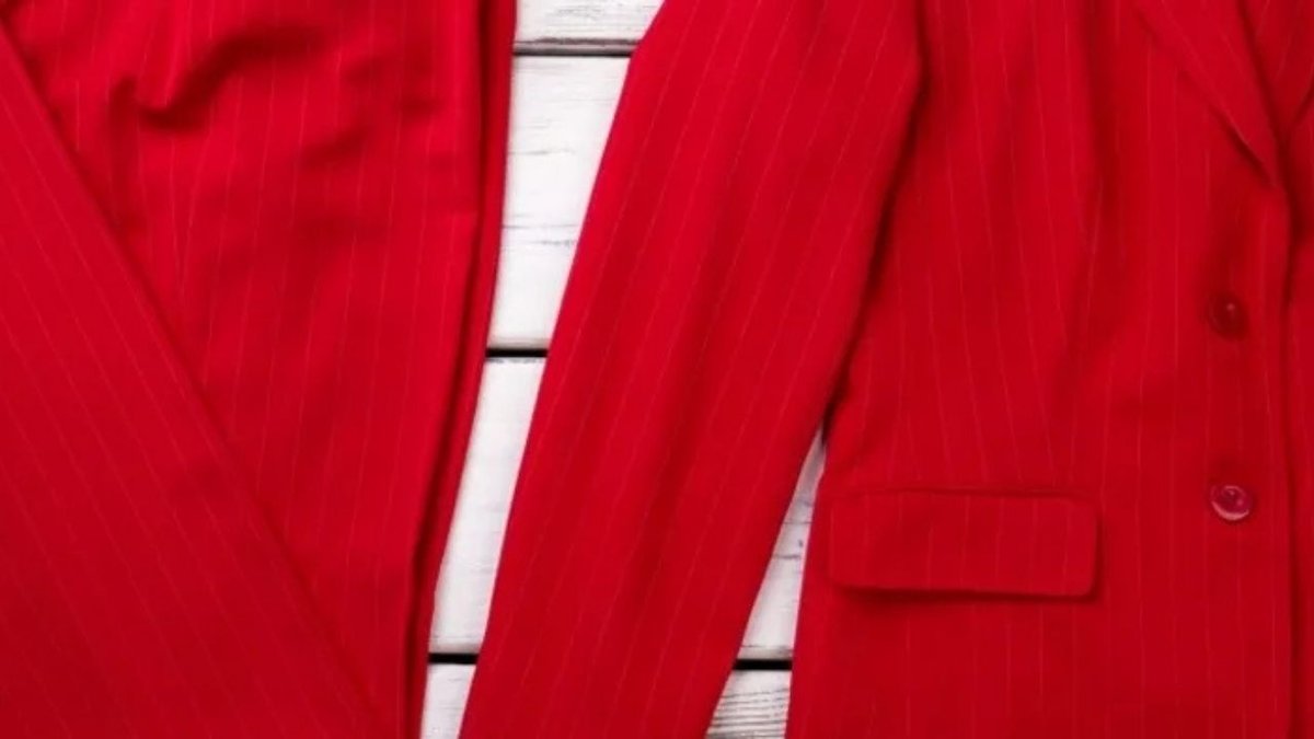 Kırmızı Blazer Ceket İle Şık Kombinasyon Fikirleri