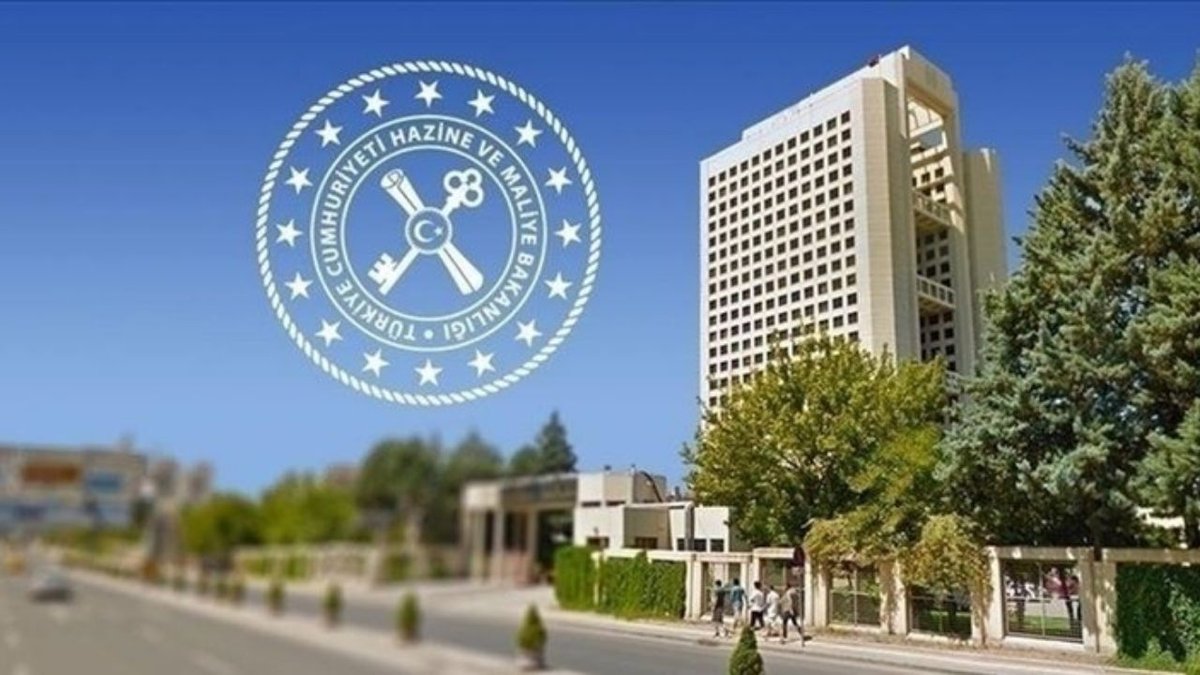 Hazine Tarafından 2 Milyar Dolarlık Tahvil Satışı: Yüksek İlgi