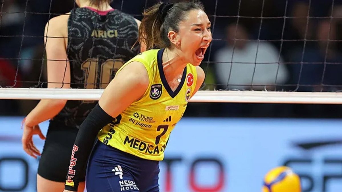 Fenerbahçe, Sultanlar Ligi'nde Şampiyonluk Mücadelesine Yükseldi