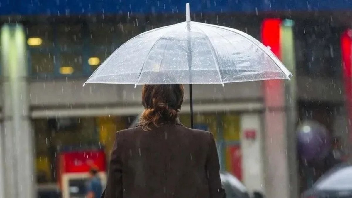 Sıcak Havalara Veda Ediliyor İstanbul Ve Ankara İçin Sağanak Uyarısı
